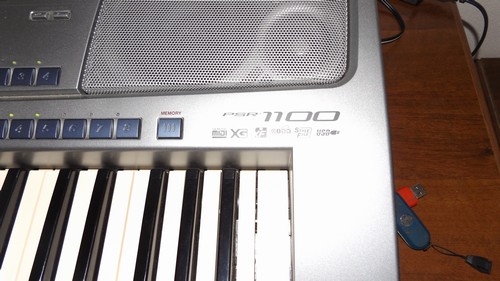 Tastiera YAMAHA PSR 1100