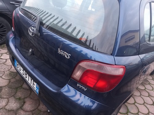 Toyota yaris 1000