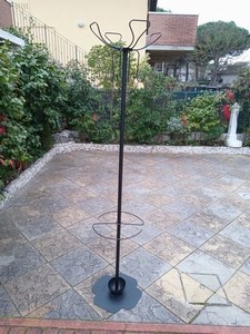 appendi abiti con portaombrelli