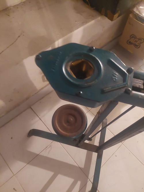 Vendo Tappatrice vino