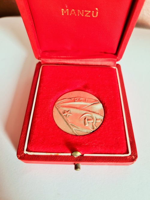 Giacomo Manz� medaglia argento 800  in perfette co