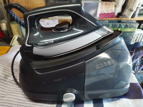 Ferro da stiro con caldaia