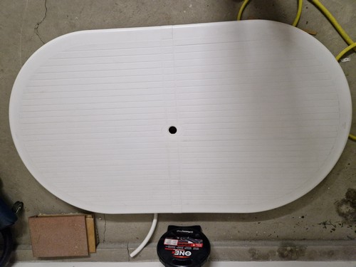 Tavolo da esterno ovale